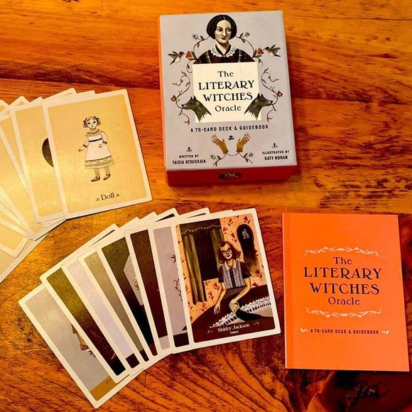 The Literary Witches Oracle Cards Deck - Picture 1 of 3